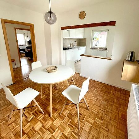 A14 Three Bed Apartment City Center 布拉河畔的海登海姆 外观 照片